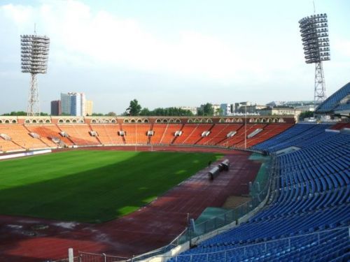 Dinamo Stadion Resmi