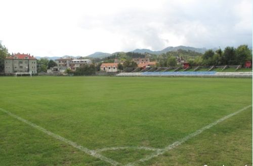 Slika stadiona Obilića Poljana