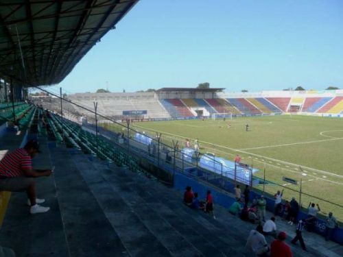 Gambar bagi Estadio Ceibeño