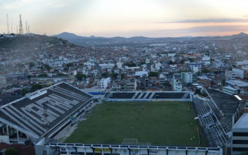 Zdjęcie stadionu Lacerdão