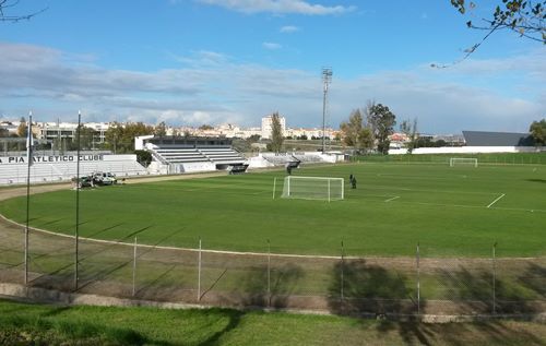Φωτογραφία του Estádio Pina Manique