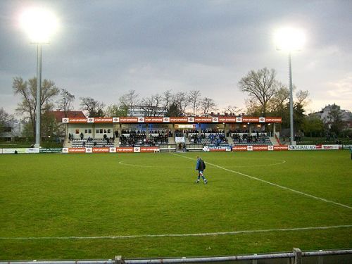 Φωτογραφία του Leopold-Stroh-Stadion
