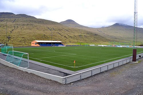 Immagine dello stadio Við Margáir