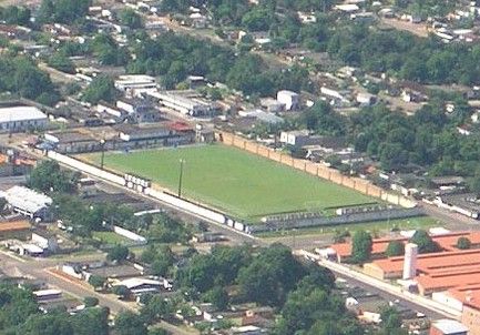 Estádio Floro de Mendonça 球場的照片